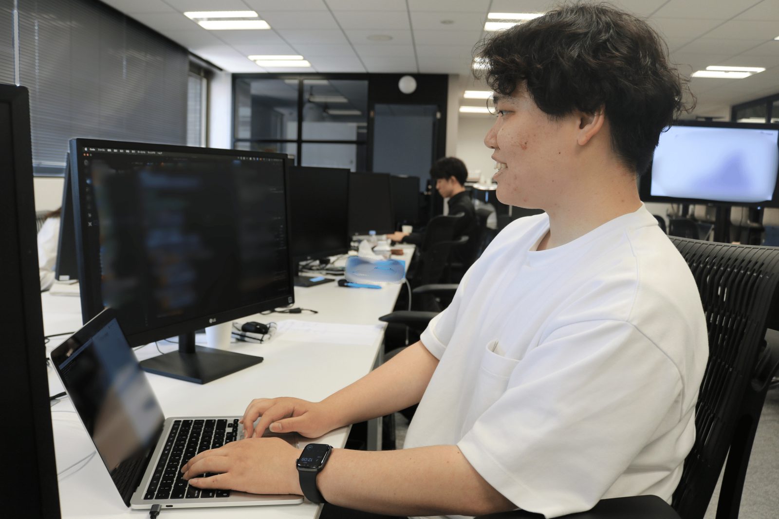 開発業務の様子