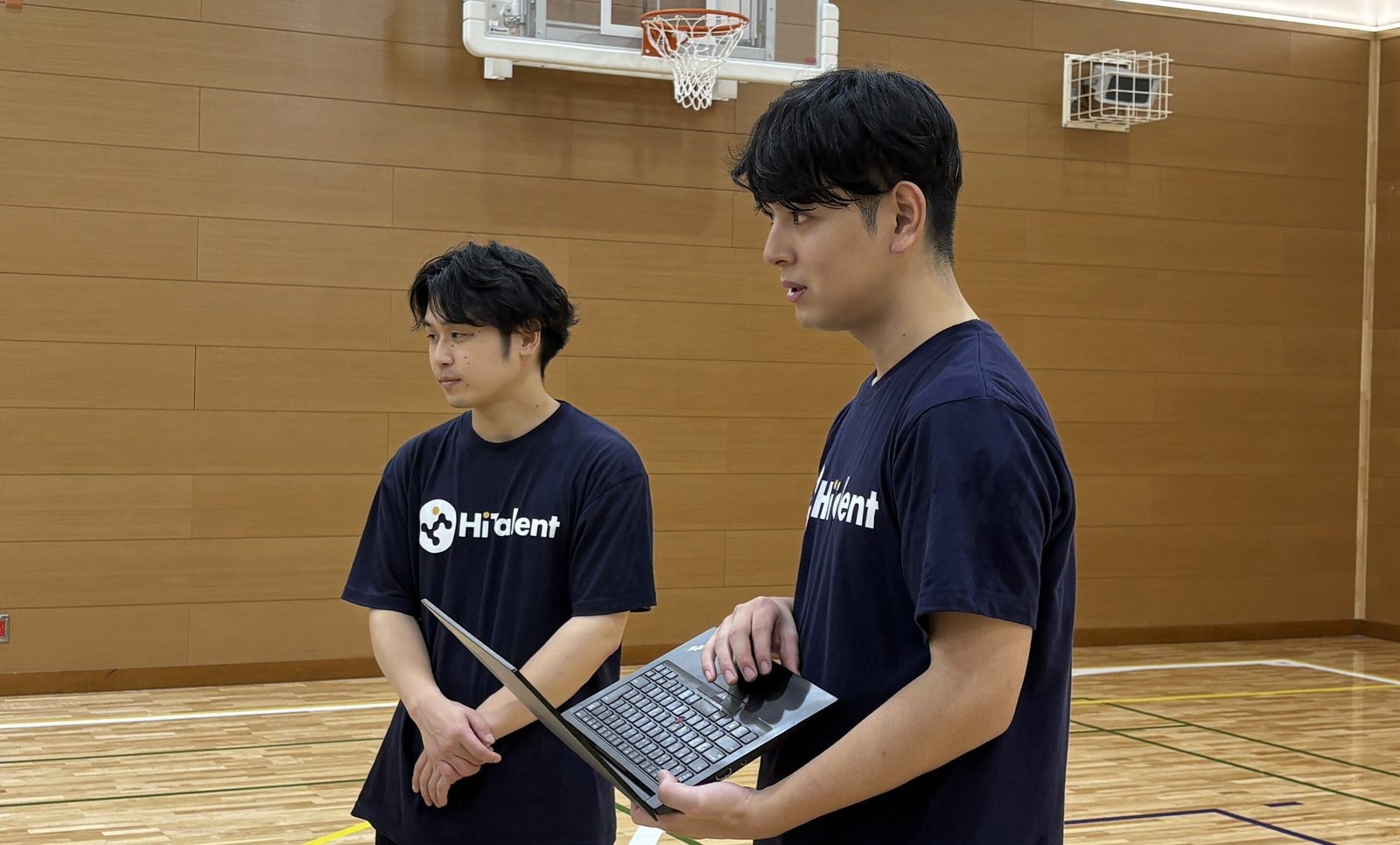 企画メンバーがルール説明をしている様子