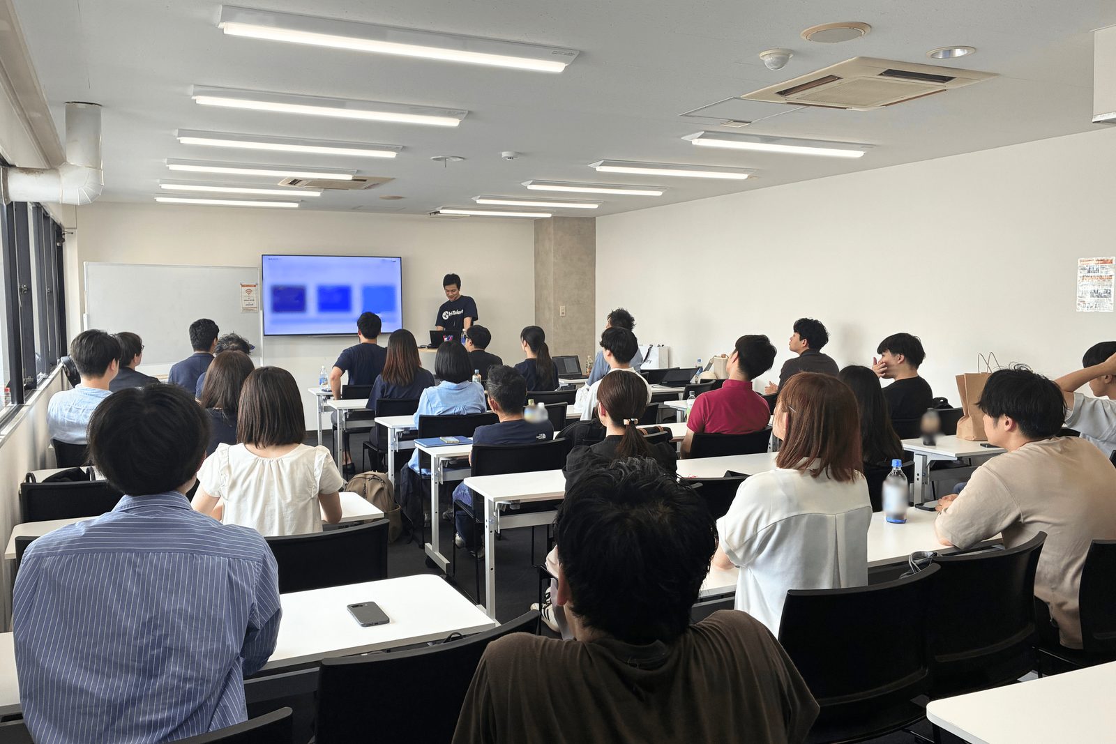 会場全体の様子